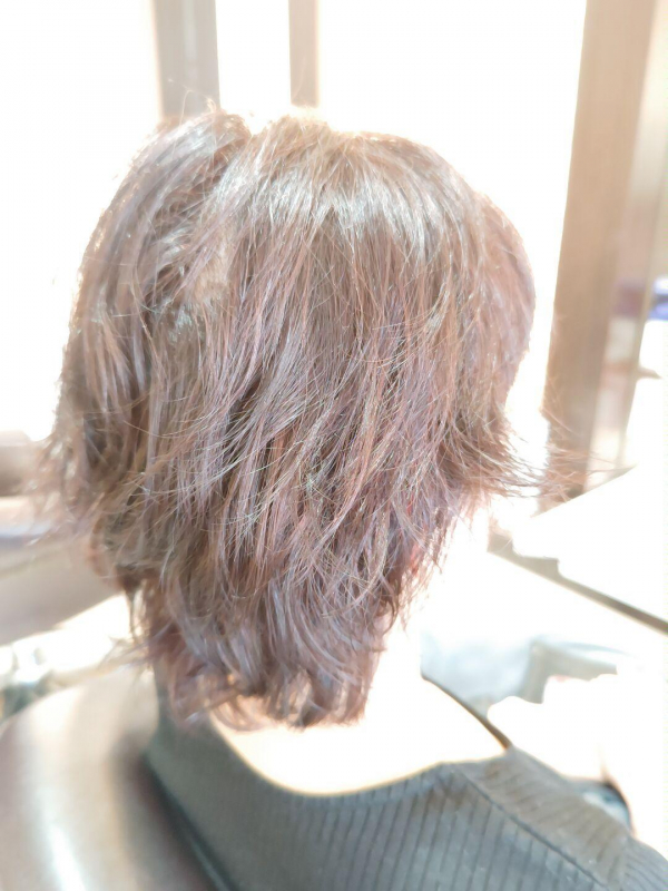 大人女性ミディアムボブスタイル
